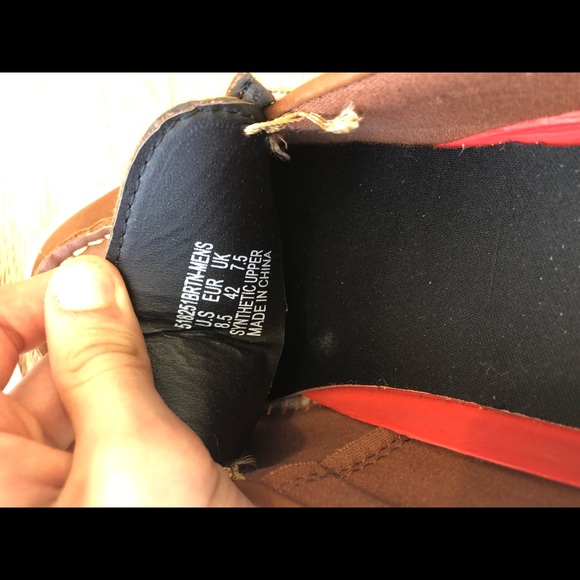 Levis size 8.5 Loafers - Picture 4 of 4